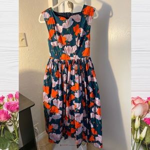 MODCLOTH DRESS WITH POCKETS